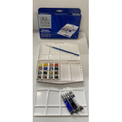 Cotman Water Colour Paintingbox Plus - 16 half pans